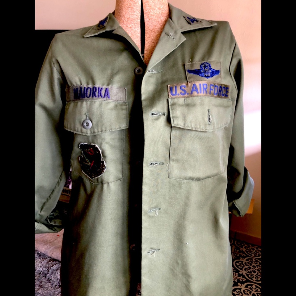 Vintage military Green shirt w pop culture quote